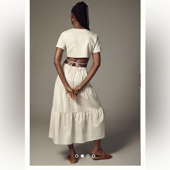 Moon River V-Neck Cutout Tiered Dress - Picture 2 of 6